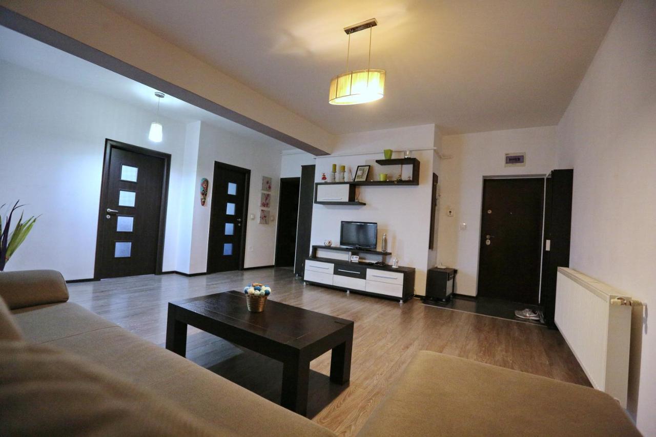Bloc Izvor Apartman Piteşti Kültér fotó